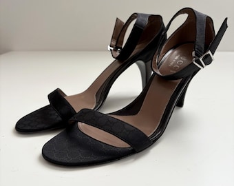 GUCCI vintage GG logo strap sandals