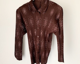 PLEATS PLEASE issey miyake Flower embroidery long sleeve pleated shirt