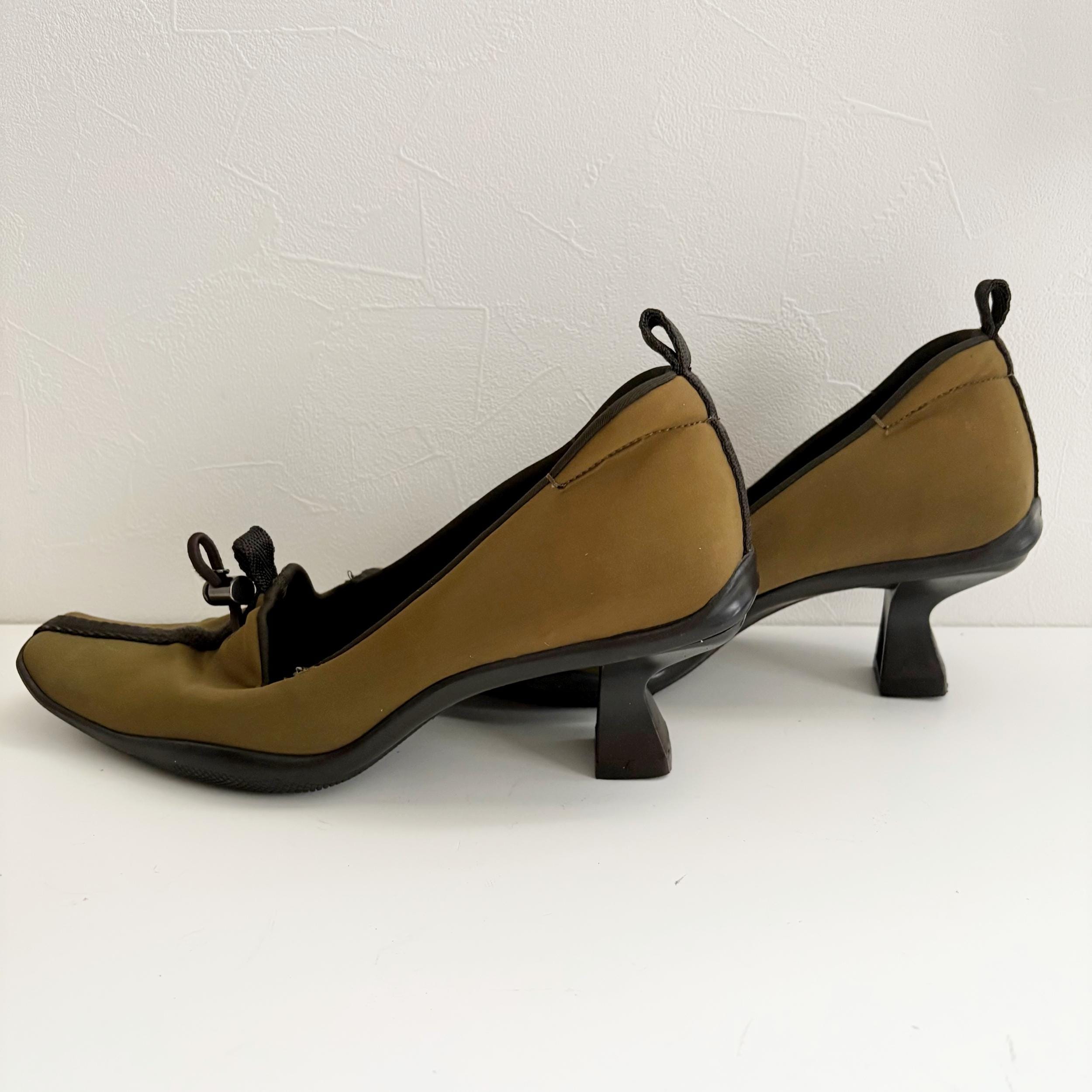 PRADA Archive Vintage Bicolor Pumps - Etsy