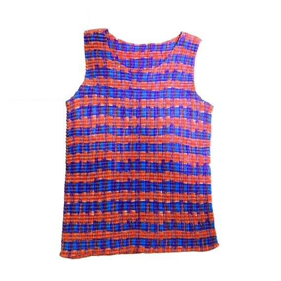ISSEY MIYAKE Sleeveless pleated top