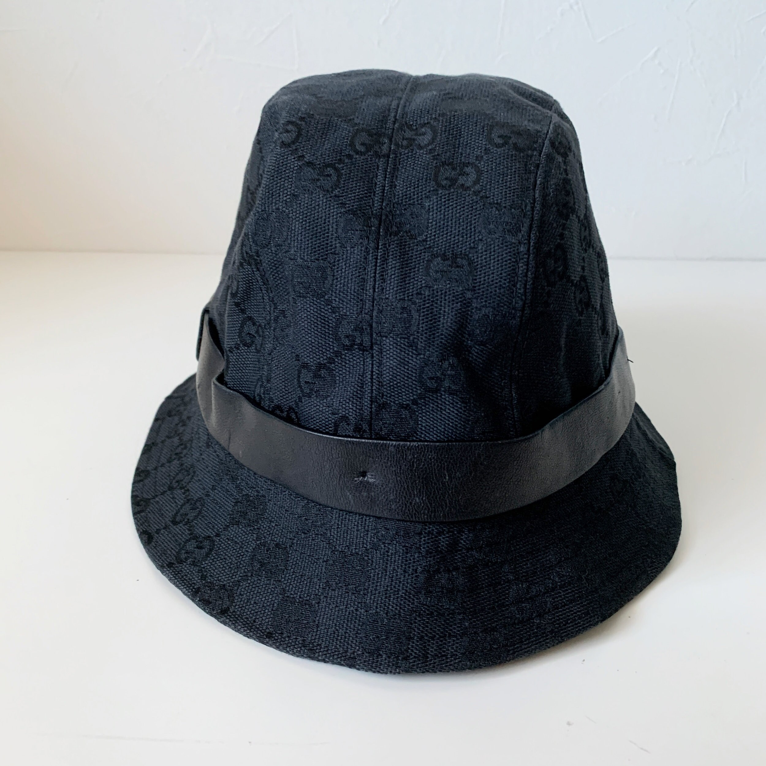GUCCI　バケハ GG canvas bucket hat in beige/brown GG canvas | GUCCI® US