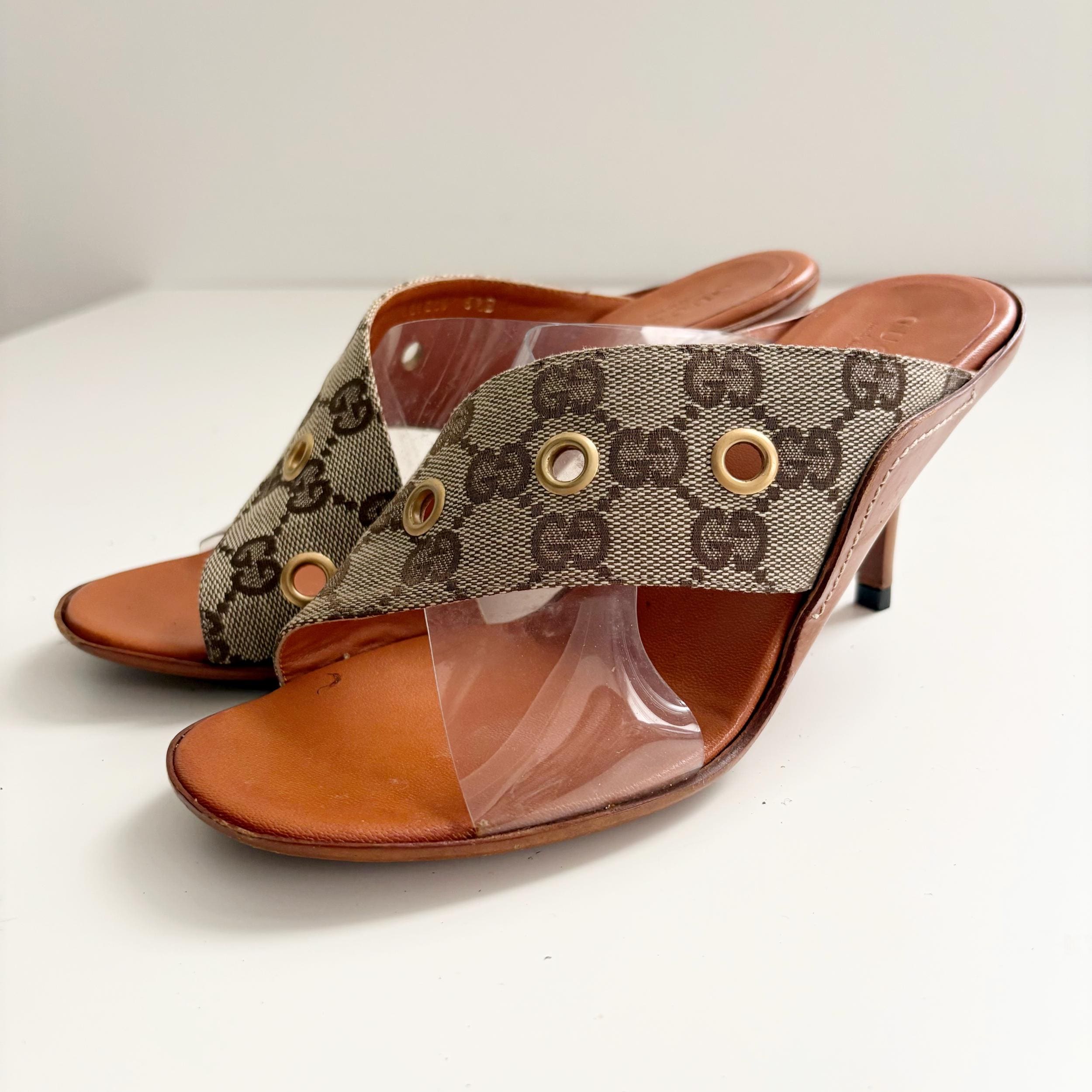 靴 Vintage Gucci Sandals 7 1/2B Vintage Gucci Sandals - Etsy