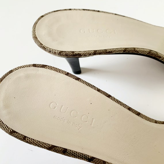 サンダル・ミュール Gucci LOGO EMBROIDERY SANDALS Gucci Logo Embroidery Sandals | italist