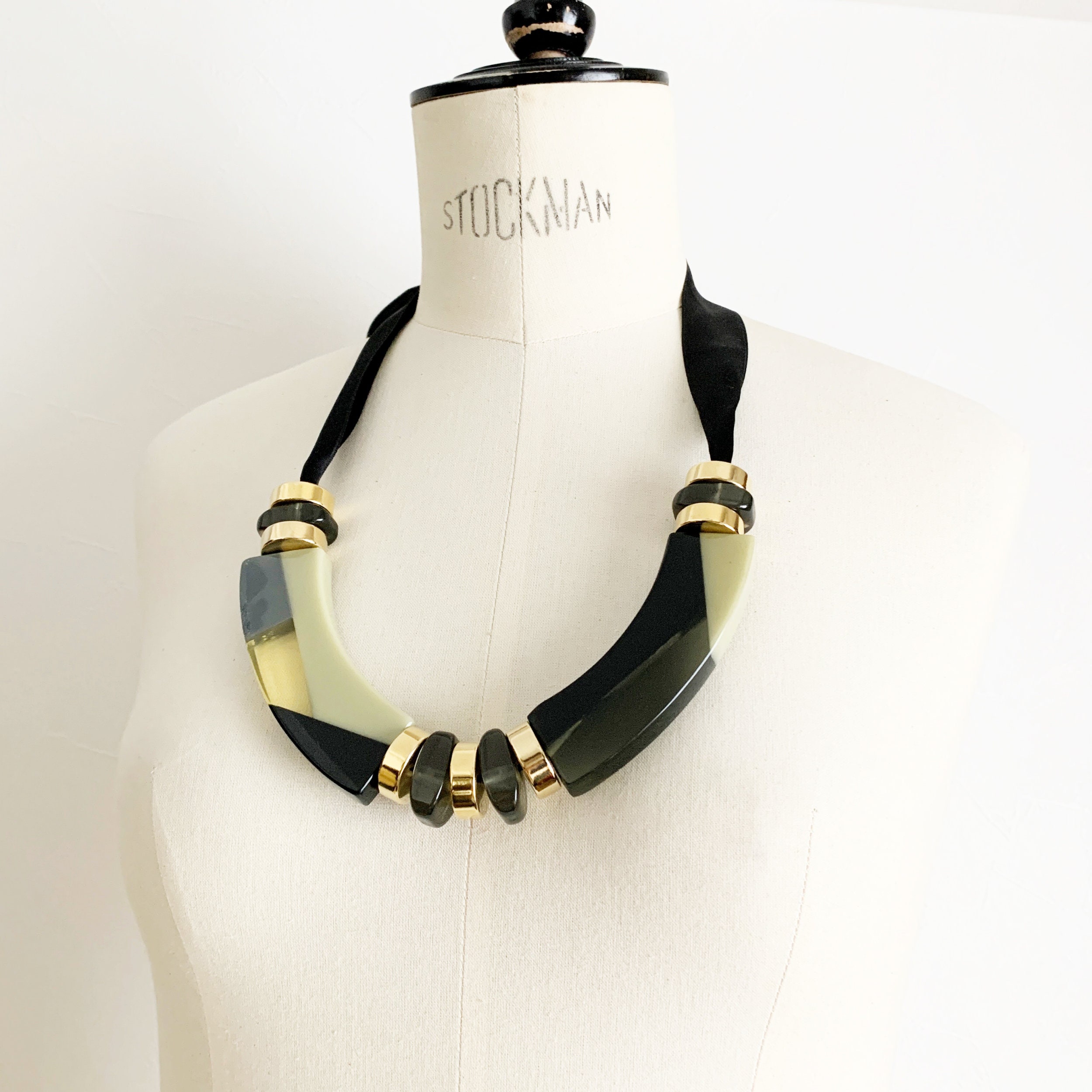 MARNI 国内買付 POLYMER FILM NECKLACE MARNI mermaid motif necklace gold | eBay