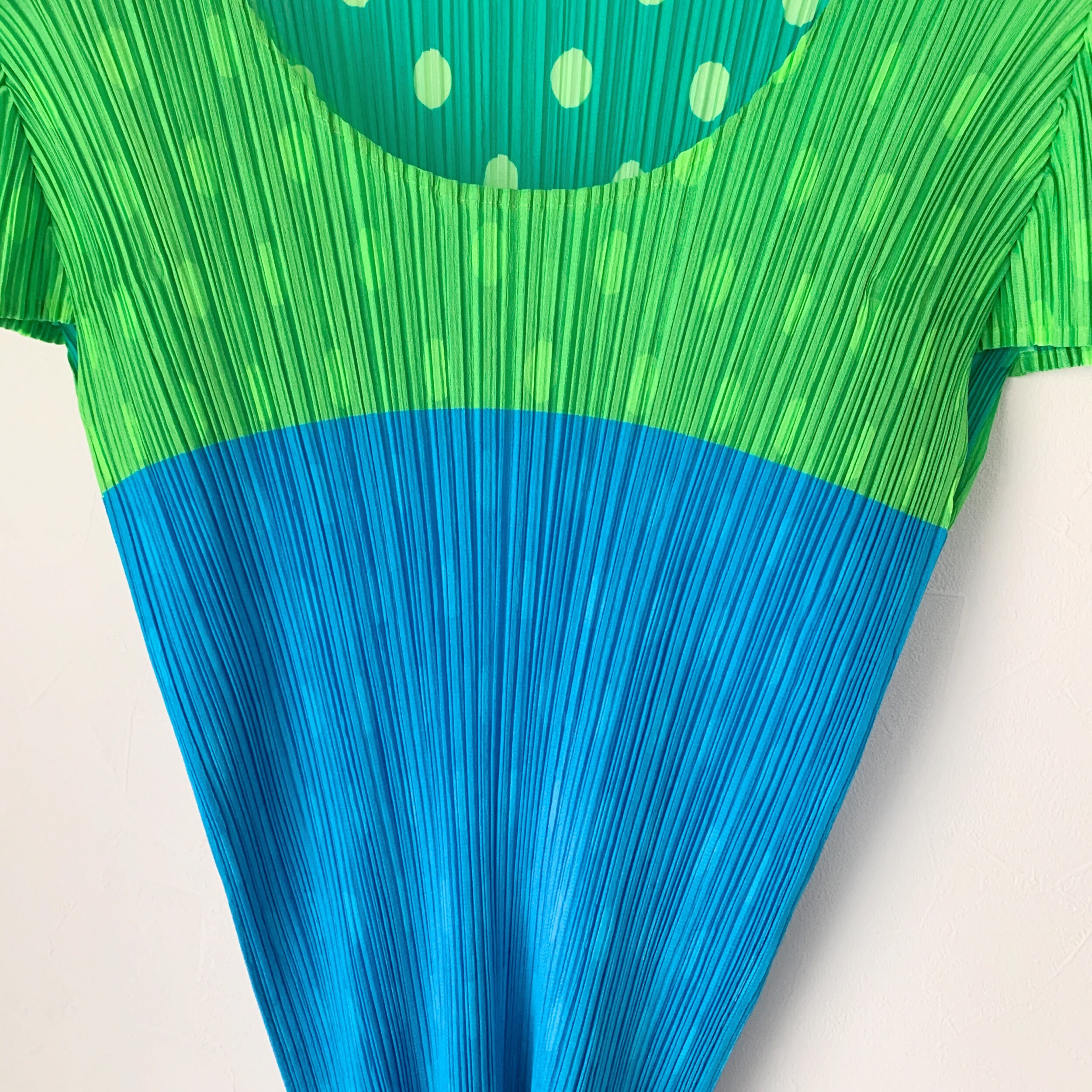 PLEATS PLEASE Issey Miyake Dot Pattern Switching Bicolor Top - Etsy