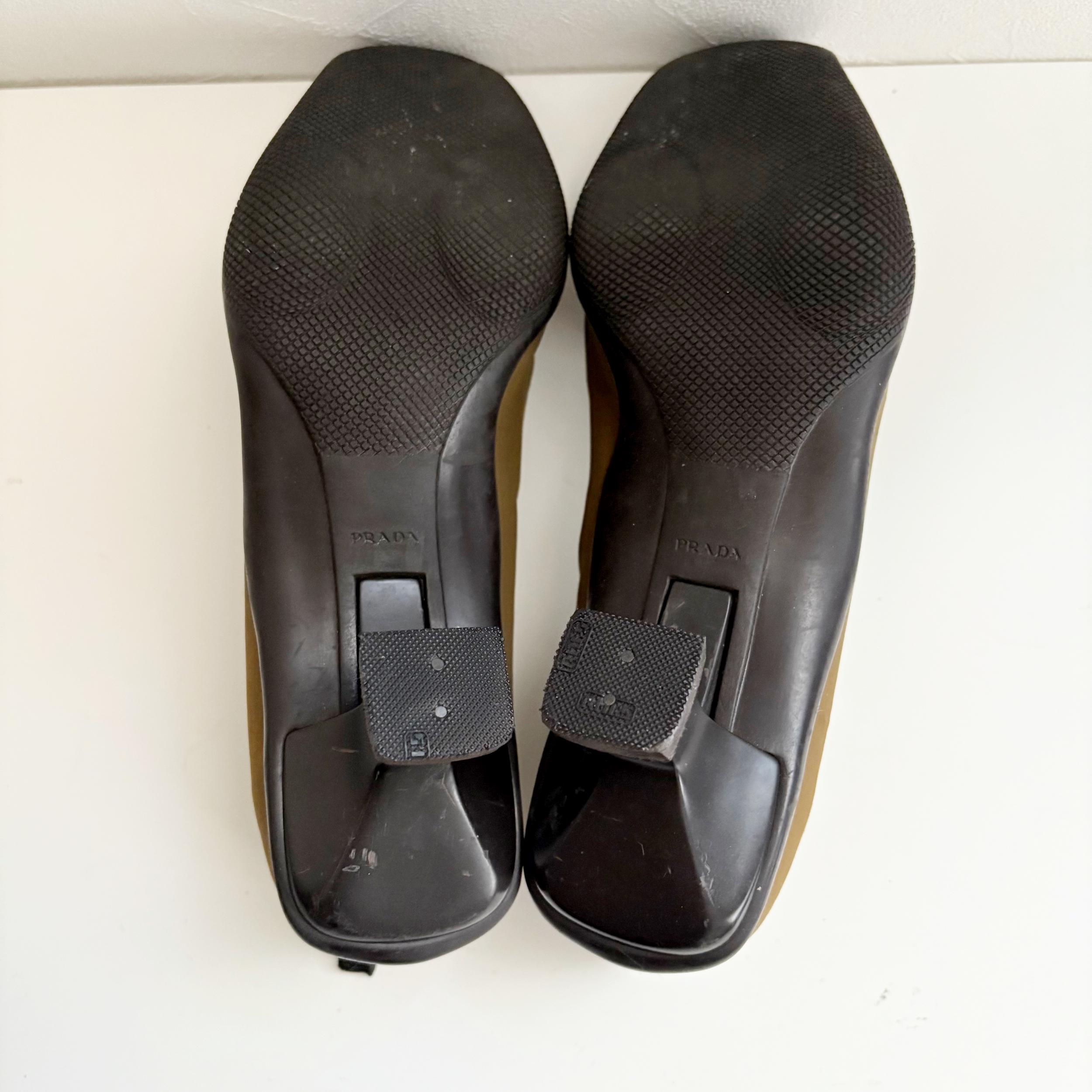 PRADA Archive Vintage Bicolor Pumps - Etsy