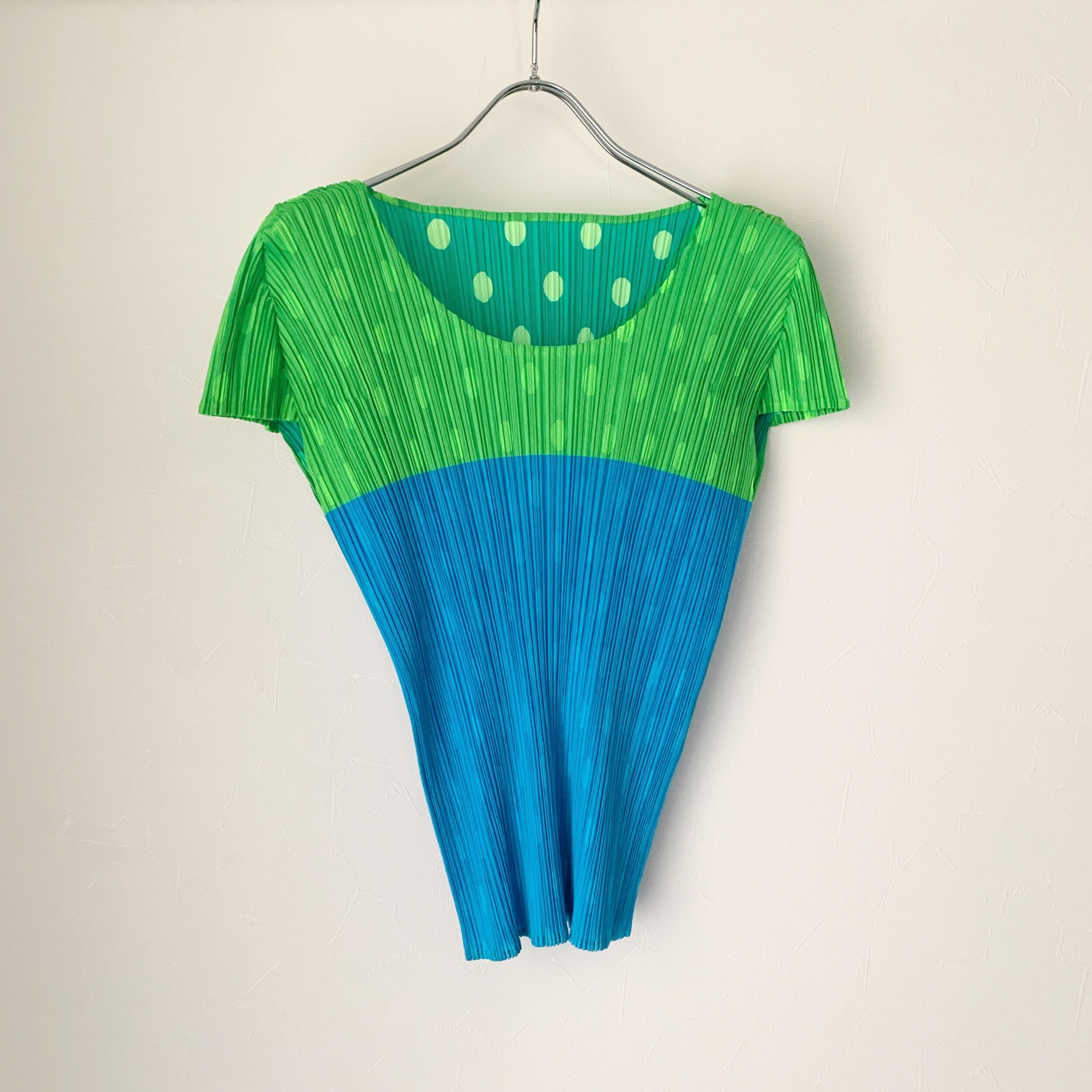 PLEATS PLEASE トップス ドット柄 バイカラー PLEATS PLEASE Issey Miyake Dot Pattern Switching Bicolor Top - Etsy