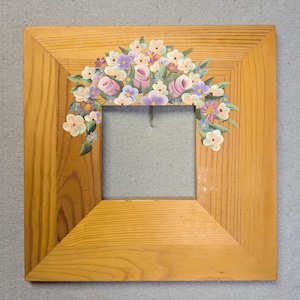 4x4 Frame (APPROXIMATE SIZE) Vintage Pine with Hand Painted Design with Optional Glass and Custom Cut Matting