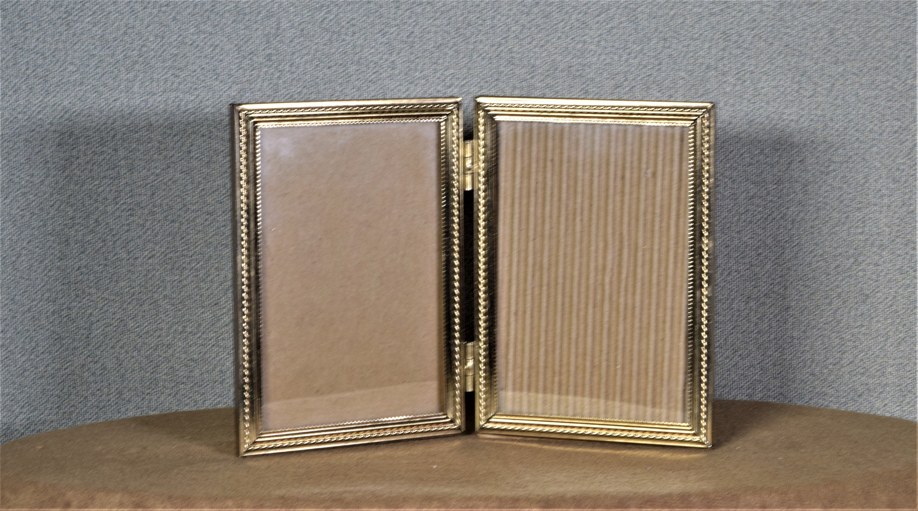 3 1 2 X 5 Photo Frame Double Opening Hinged Vintage Gold Metal 50