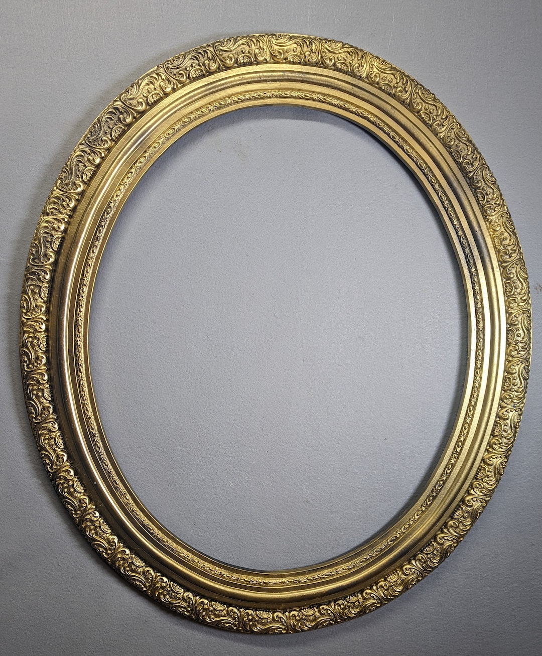 20x24 Oval Frame Plastic Antique Gold Ornate With Optional Custom Cut
