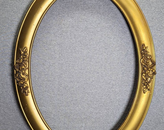 14x20 Oval Frame approximate Size Vintage Vintage Gold Ornate With