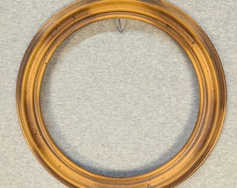 9x9 Round Frame (Approximate Size) Light Walnut Color Composition with Optional Glass and Custom Cut Matting