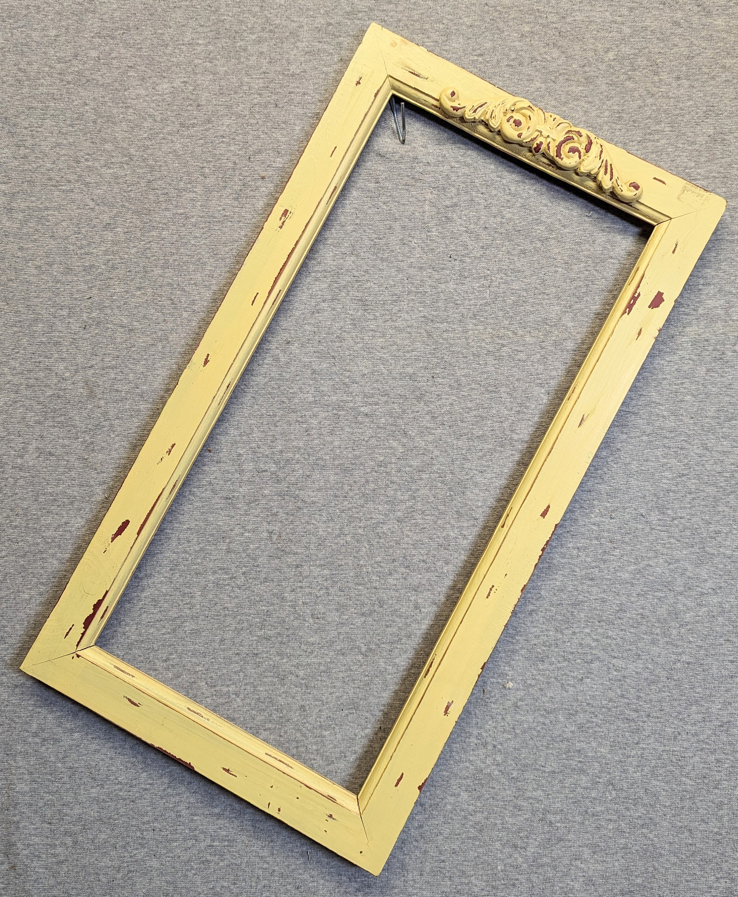 7x15 Frame (approximate Size) Creamy Light Yellow Ornate Shabby Style ...
