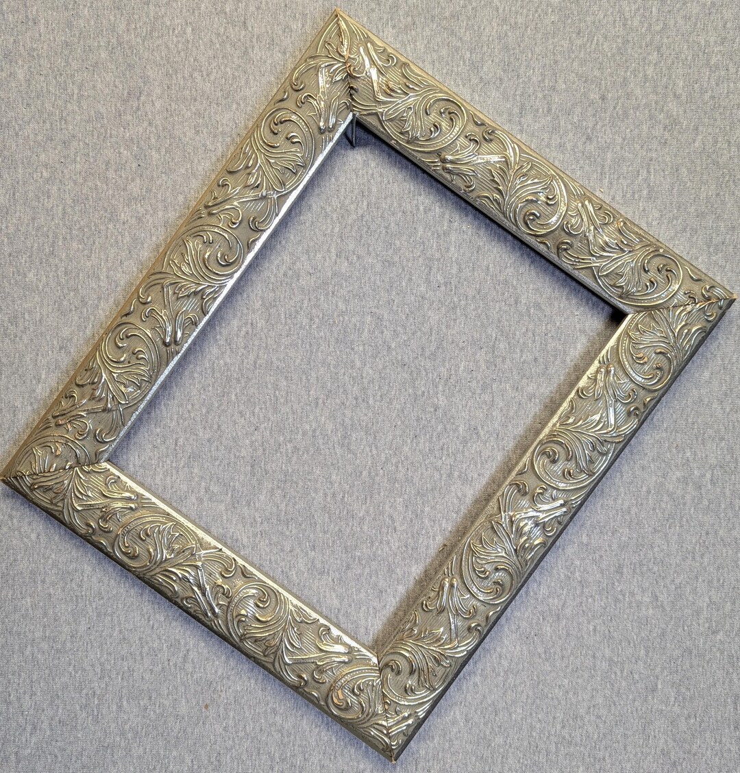 8 x 10 Silver Crystalized Picture Frame