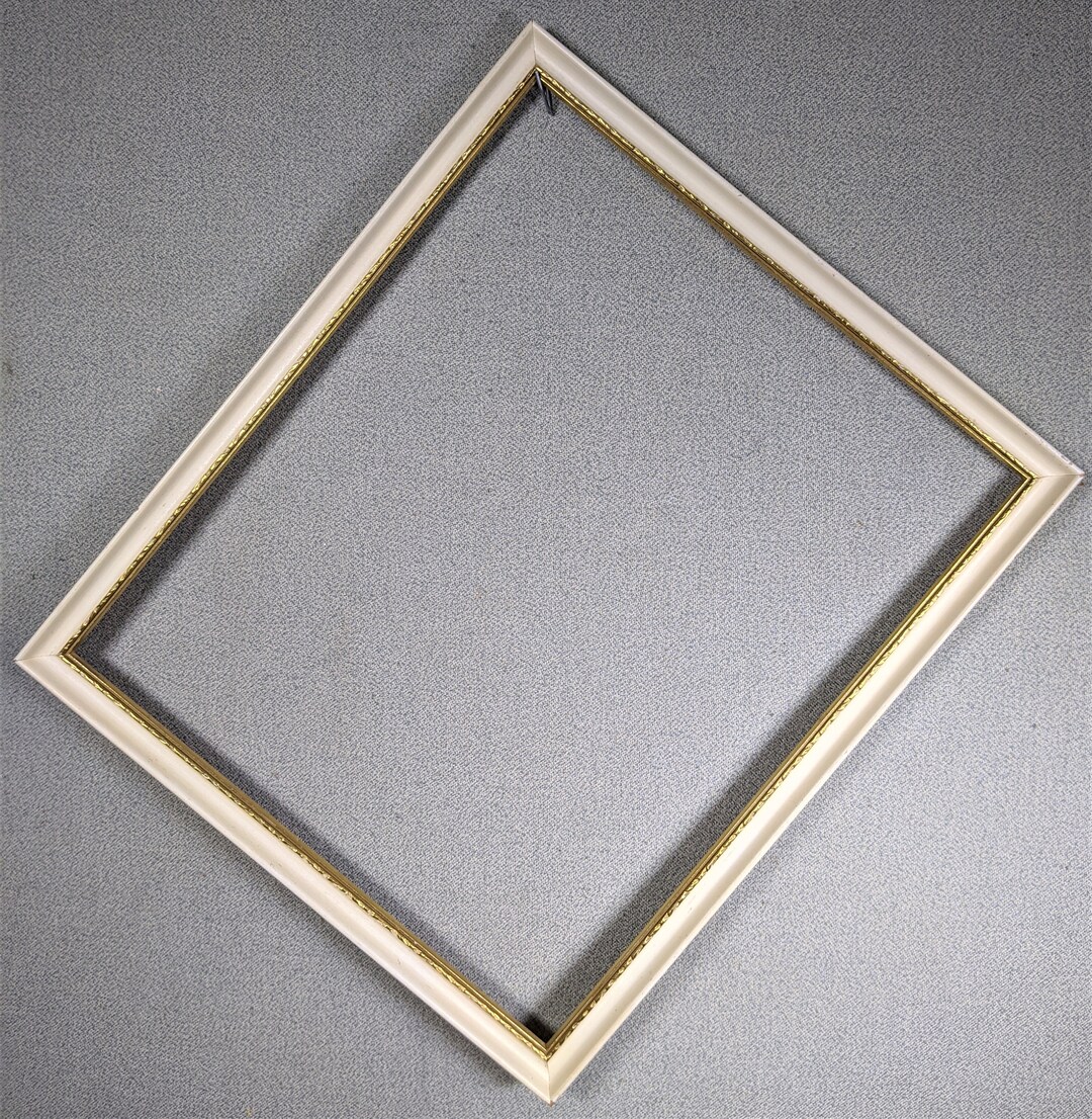 13x16 Frame Approximate Size Frame Vintage Cream Smooth Etsy Italia