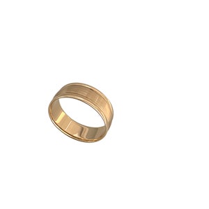8 mm Wedding band in 14k Yellow gold.