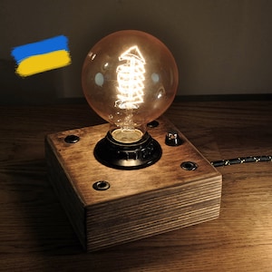 Handmade Steampunk Edison Lamp: Industrial Wooden Night Light