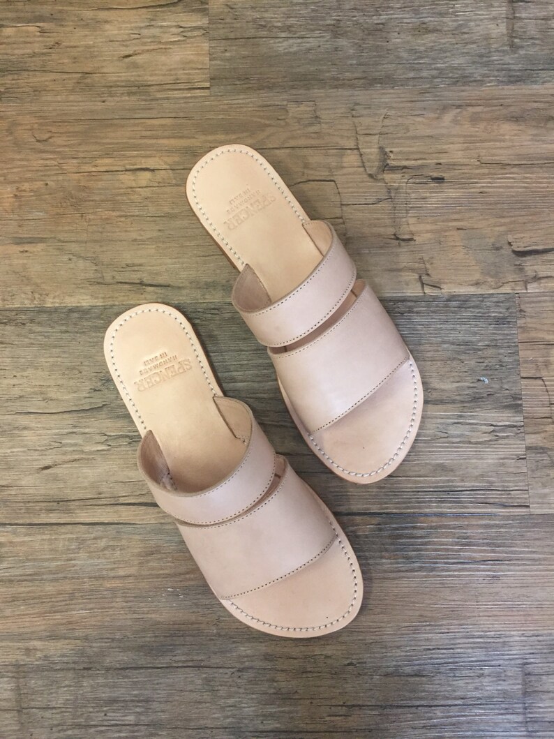 eu 42 women's shoe size