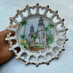 Vintage Hearst Castle Souvenir Plate: San Simeon California Collector Plate