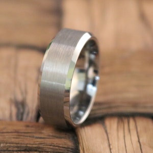 Tungsten Wedding Band, Grey Tungsten Ring, Men & Women, Tungsten Ring, Brushed Tungsten Carbide Ring, Comfort Fit 8mm