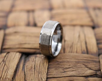 Anillo de boda para hombre martillado / Anillo de tungsteno Plata, Carburo de tungsteno, Anillos de promesa, Anillos de compromiso, Anillo de aniversario, Anillo personalizado