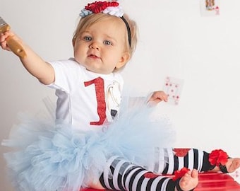 Alice In Wonderland Birthday Outfit, Alice In ONEderland tutu Dress, Alice Costume, OnEderland Outfit, Alice in onederland smash cake outfit