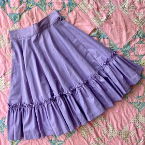VINTAGE Western Ruffle Hem Full Skirt Lilac Size Small