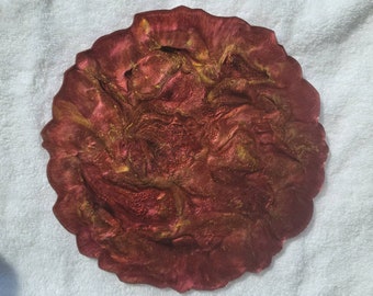 Round Resin Tray Wine Red with Marbled Antique Gold
