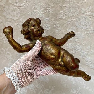 Not so Old but Simply ADoRABLE ! 11.75&quot;/30cm Vtg French Angel CHERuB w. Gilded FINiSH Holding a HEART in His Hand Home/BOUDOiR Shabby DECoR