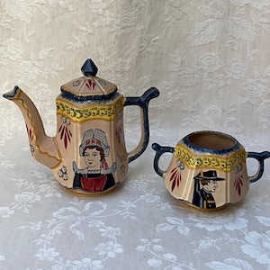 Amazing Set Petite Size HENRiOT QUIMPER Coffee POT + Sugar BOWL Brittany PORTRAiTS Mid Century Antique French CERAMiC Collection Gift