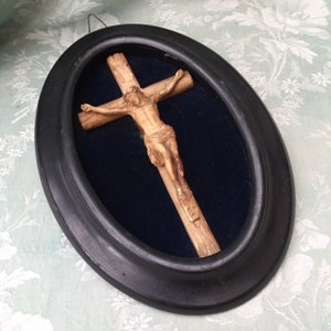 Antique French VICTORIAN Era MoURNING CRUCIFIX Cross on Dark Velvet Ebonised FRAME Glazed Diorama or Carved Wood Great Detailing CATHoLIC