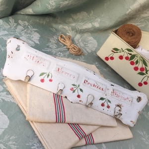 Shabby Chic Faded Old Vtg French TOWEL HANGER / Rack Hook Plaque TiNWARE ToLEWARE CHERRIES Country Farm KiTCHEN 1930-40 Home Decor Cerises