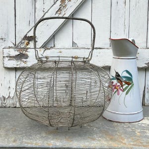 Rarest 18.50" GiANT WIREWARE Salad BASKET Vtg 1920 French Handled Monastery/Farm/Auberge Caddy SHABByCHIC Fil de Fer CRAFTSMANSHiP Art Popu