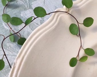14"Lx10.50"W Fab Old French DIGoIN SARREGUEMINES FLoWER RiM CREAMWARE Oval Shaped SERViNG PLATE Tea STAINiNG Scalloped Edge Louis 15th Chic