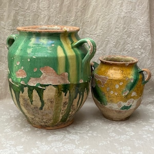 MASSiVE 13.25"H Heavy Antique French CONFIT POT Green/YELLoW GLAzE Multiple DRiPS 1880 COUNTRYFARM CHiC PoTTERY Timeworn PRoVENCE 33,5cm H