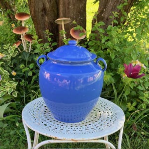 11"H PERIWiNCKLE  Blue MARTRES CONFITPOT French Antique Pottery w. Lid CountryFarm Duck or Pork Preserve Jar RUSTiC Home Late 19th cent