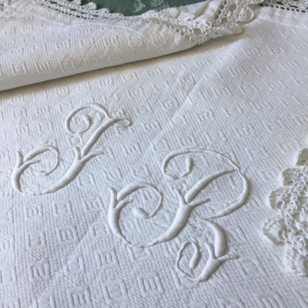 Lovely Antique French MARCELLA PILLOWSHAM Pillowcase CoVER Embroidered  MoNOGRAM J B Scalloped Edge Hand-Made Lace MOP Buttons BoUDOIR Bed