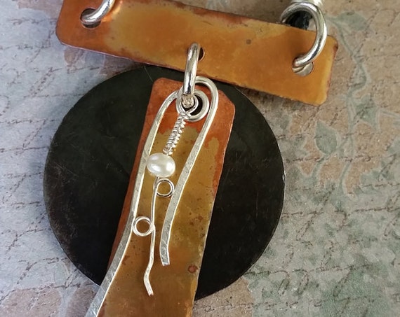 Copper and Black Necklace with Seed Pearl