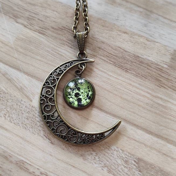 Collier lune pailleté vert