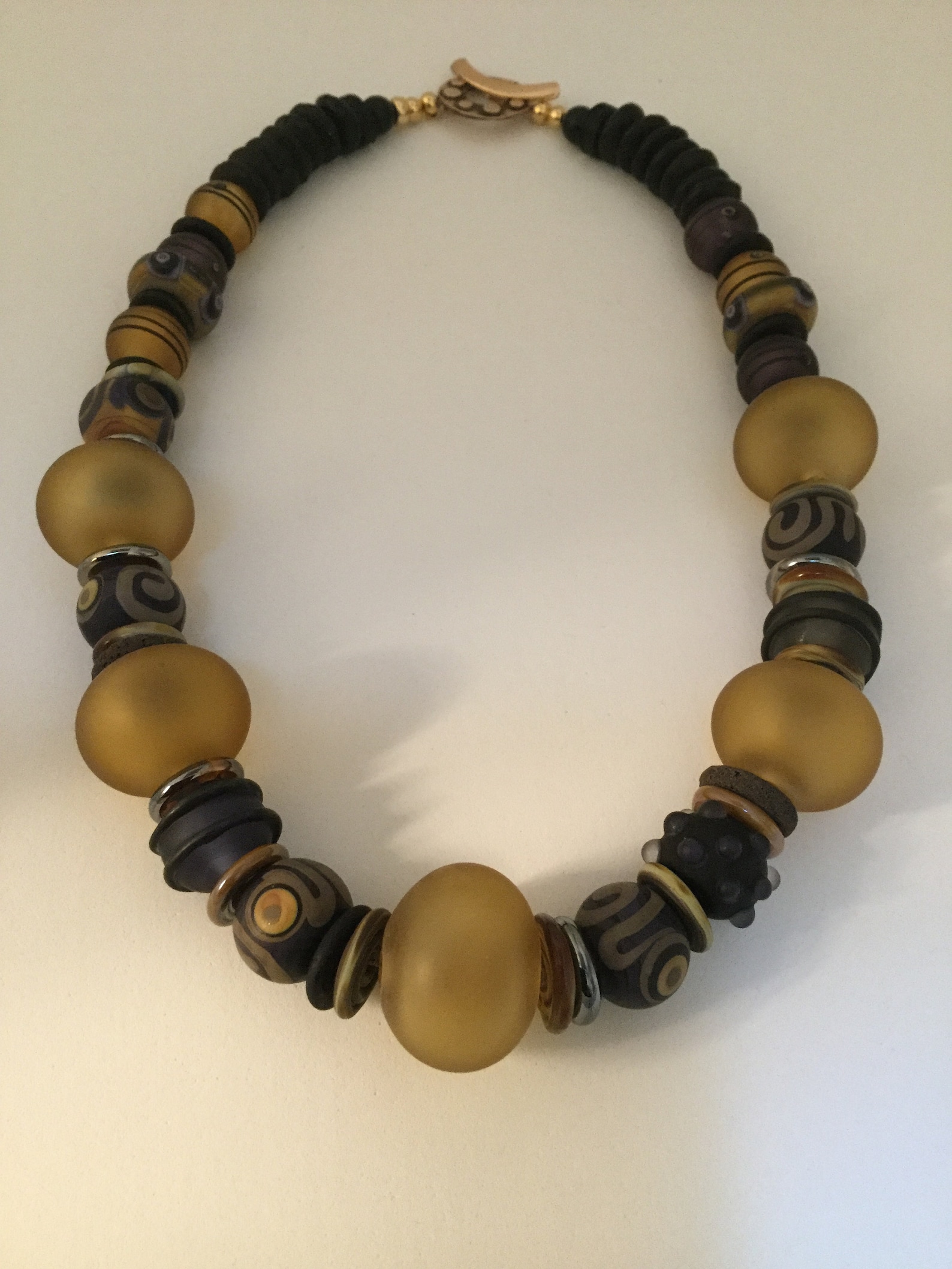 Collar único de cerámica artesanal y vidrio con cuentas Etsy