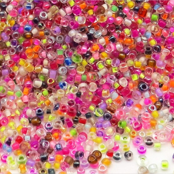 Lot de  Perles de Rocailles en Verre Transparent Centre coloré 2mm Mélange de couleurs 90g env. 7200 perles