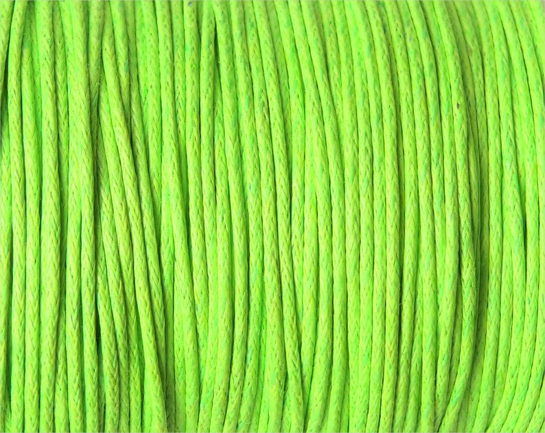 Waxed Cotton Cord 0.8mm or 1mm Color of your choice Vert Anis