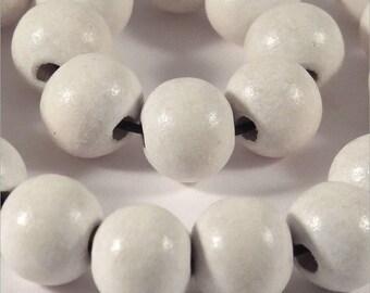 White Wooden Pearls 10mm for Jewelry Creation, Set of 40 pcs