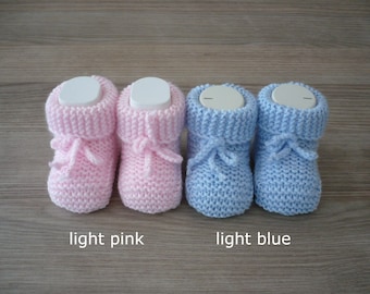 Knit baby booties, Newborn shoes, Neutral baby boots, Newborn booties, New baby gift