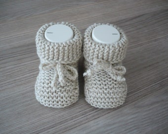 Chaussons pour nouveau-nés, chaussures pour nouveau-nés, chaussons pour bébés neutres tricotés à la main, cadeau pour nouveau-né
