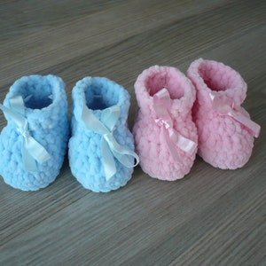 Crochet baby booties, Newborn shoes, Newborn booties, New baby gift