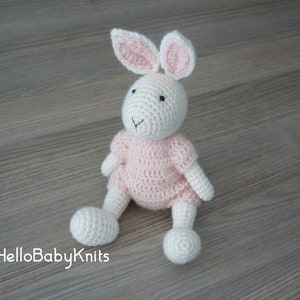 Crochet bunny doll, Rabbit lover gift, Handmade rabbit toy, Cute stuffed bunny, Easter rabbit figurine, Easter bunny