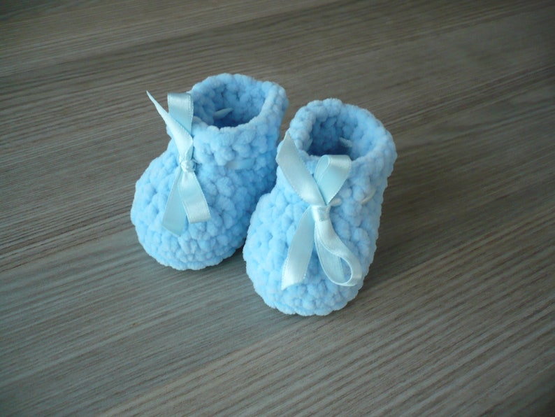 Crochet baby booties, Newborn shoes, Newborn booties, New baby gift