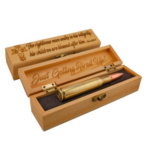 Regalos cristianos para hombres / Bolígrafo con versículo bíblico / Caja de madera grabada personalizada, recuerdo religioso para papá / Idea de regalo temática