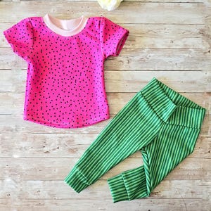 baby watermelon personalized outfit, watermelon baby shower gift, personalized watermelon print shirt leggings baby, melon sitter outfit